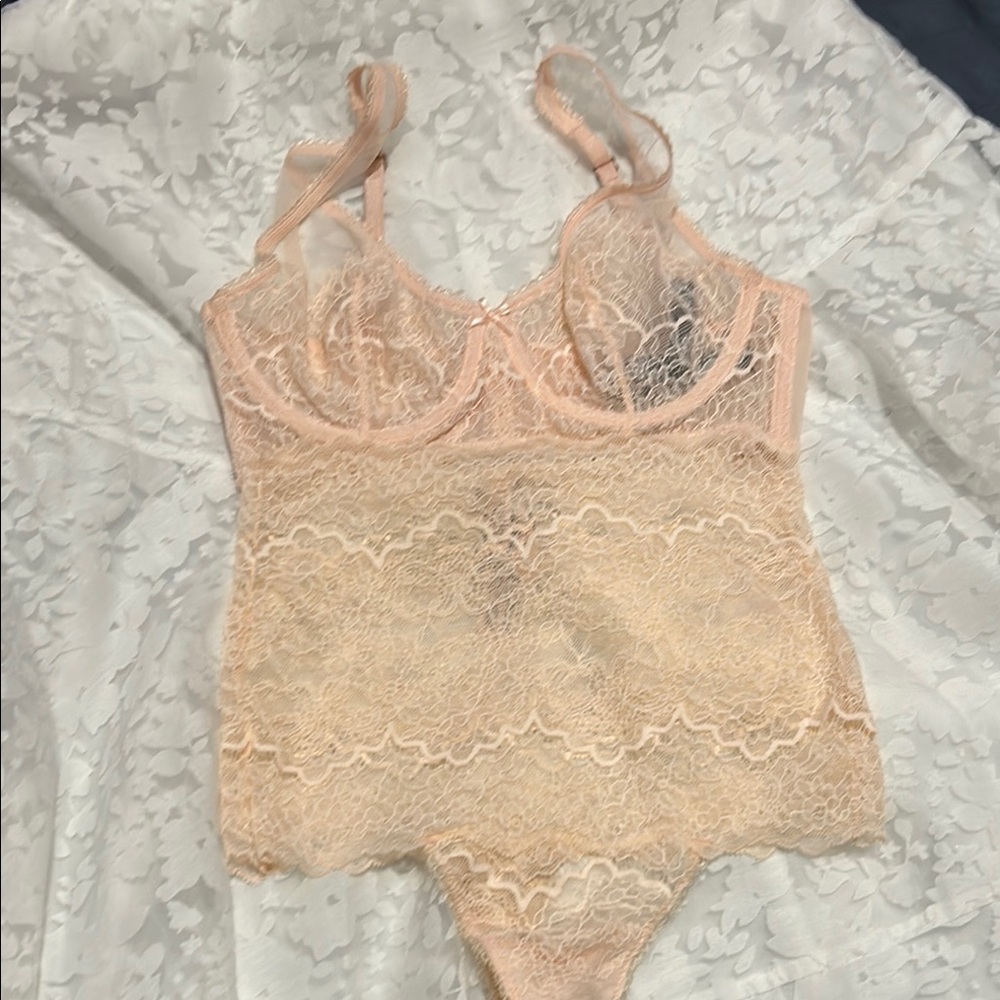 Victoria Secret Dream Angels Light Pink Lace bra and high waisted panty NWT